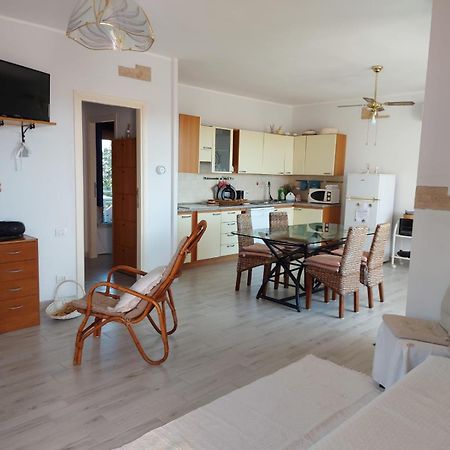 דירות קפיטנה Casa Dea72 מראה חיצוני תמונה