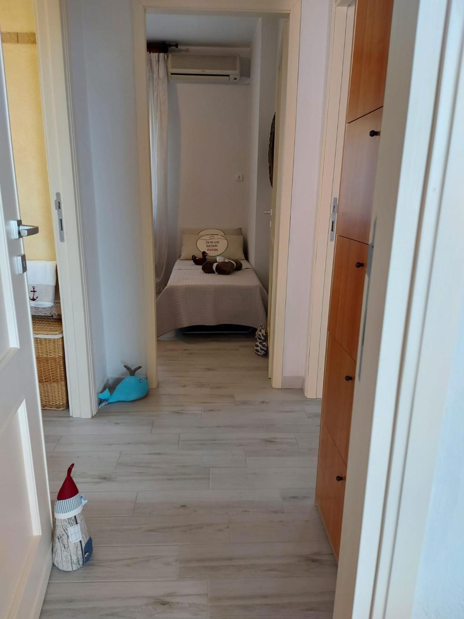דירות קפיטנה Casa Dea72 מראה חיצוני תמונה