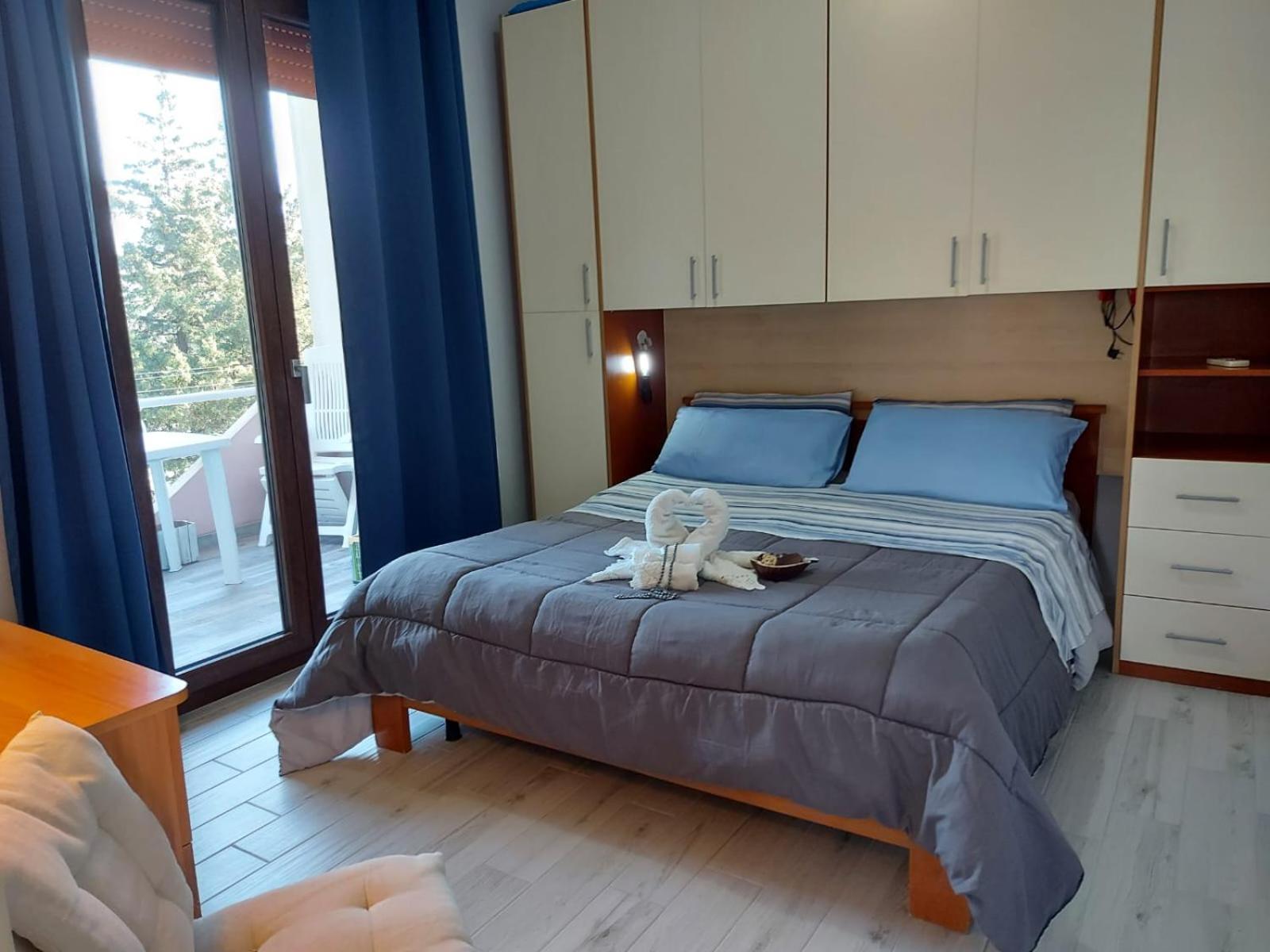דירות קפיטנה Casa Dea72 מראה חיצוני תמונה
